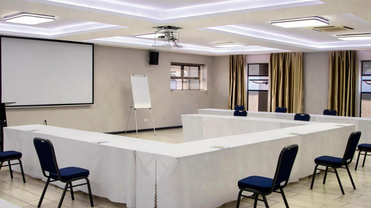 Urban Bliss Hotel Kabwe Exterior foto